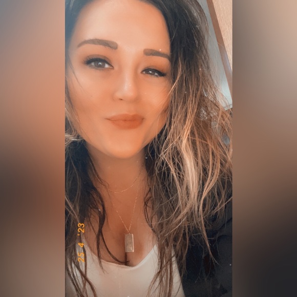 Meet your Posher, Grace @cordelias_ - Picture 10 of 16